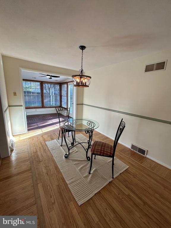 Building Photo - 120 Clarkson Dr