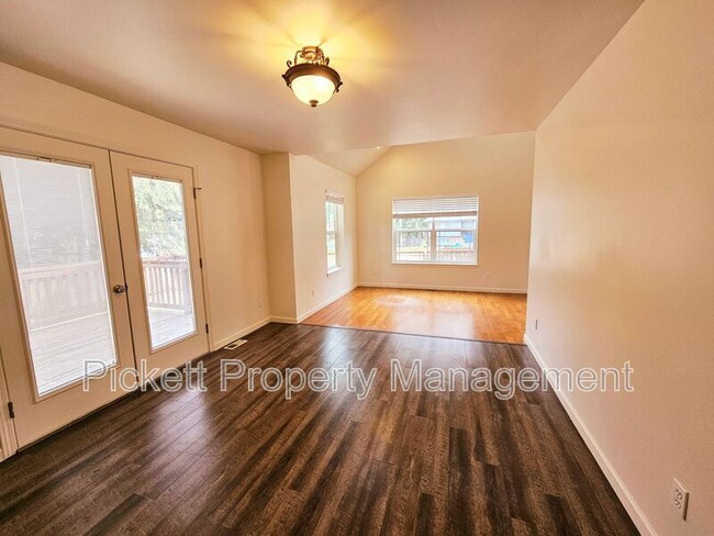 Building Photo - 5206 Del Tormey Pl SE