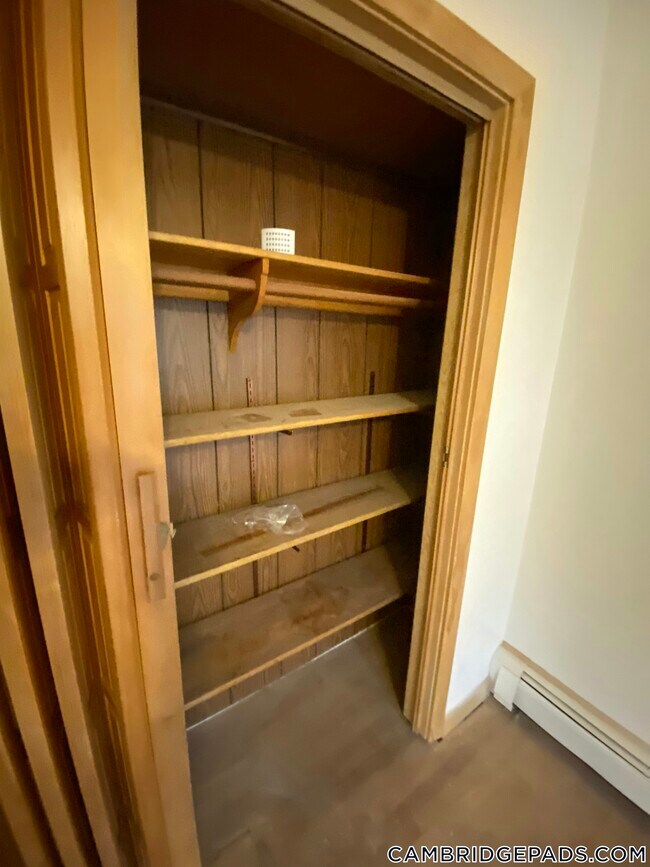 Building Photo - 161 Otis St