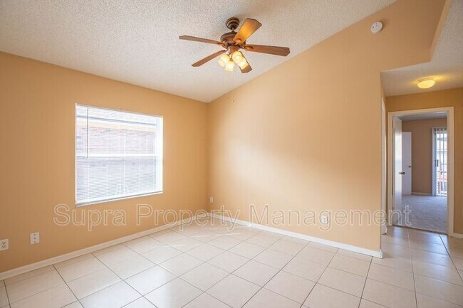 Building Photo - 2548 Americas Cup Cir E