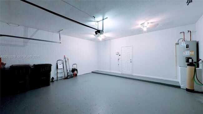 Building Photo - 2151 NE 37th Terrace