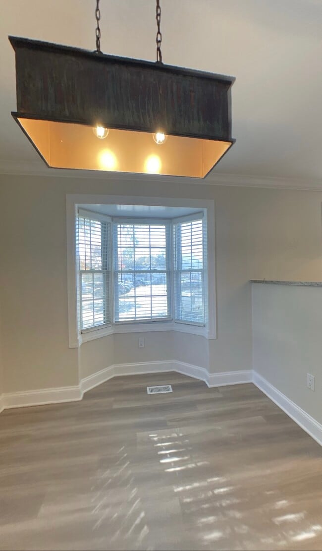 Building Photo - 1761 Aberdeen Cir