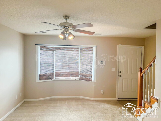 Building Photo - 3813 E Vancroft Cir