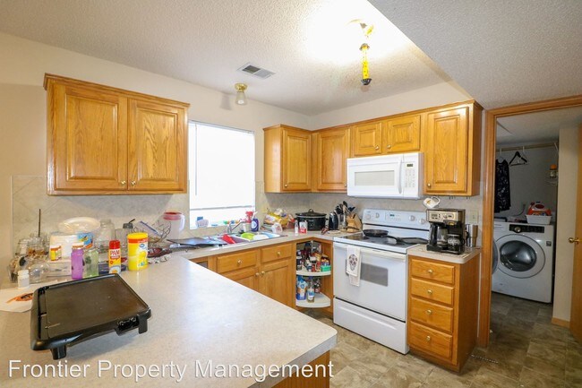 Building Photo - 4 br, 2 bath House - 2710 Kirkwood Dr.