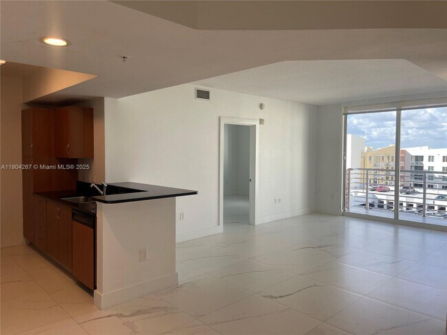 Building Photo - 18800 NE 29th Ave