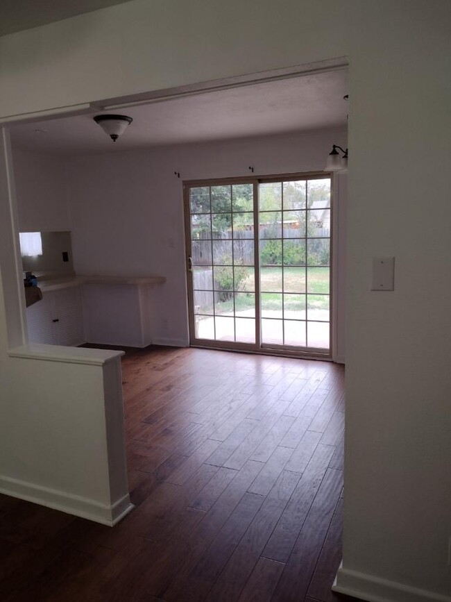 Dinning room - 4601 Hollandale Ave