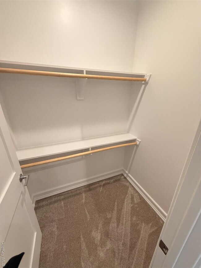 Building Photo - 122 Greenwich Ave