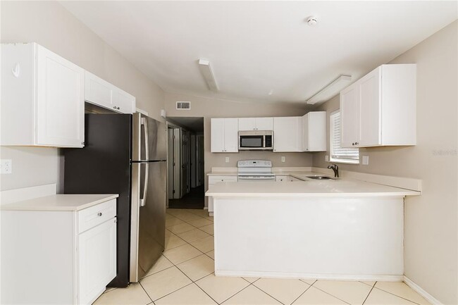 Building Photo - 5111 22nd St Ct E