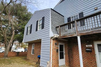 Building Photo - 902 Winterstick Pl