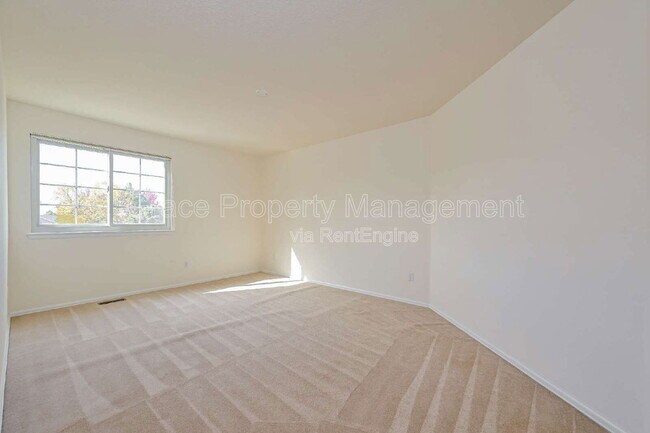 Building Photo - 10376 Dunsford Dr