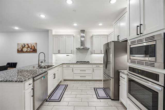 Building Photo - 1425 Alberti Ave