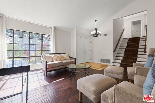 Building Photo - 6501 Bradley Pl