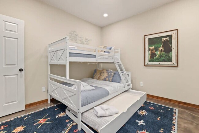 Building Photo - 19845 Groth Rd