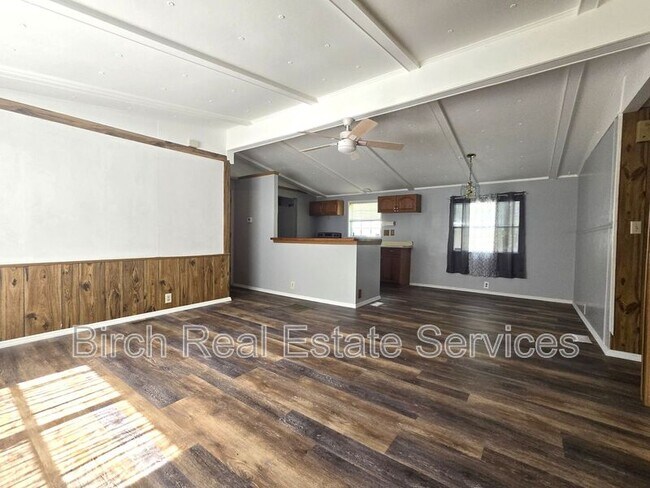 Building Photo - 8628 Adonis Rd
