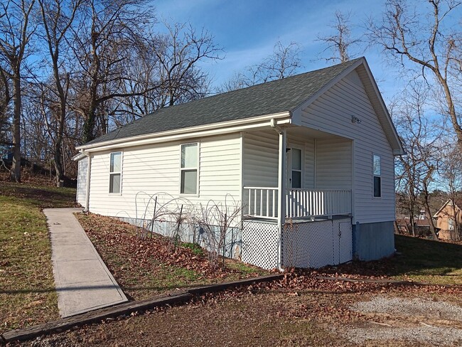 Primary Photo - Christiansburg, 2 BR / 1 BA, Available Feb...