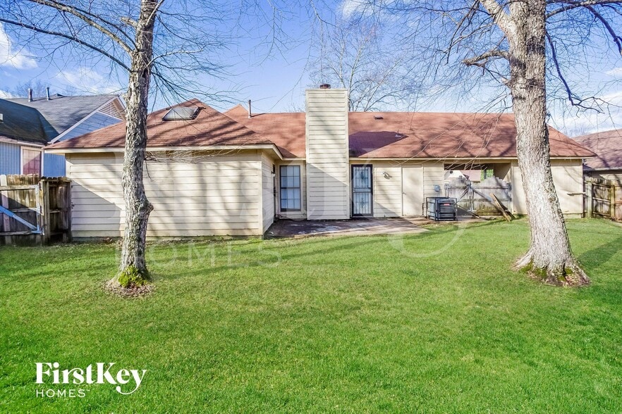 Building Photo - 4932 Water Fowl Ln