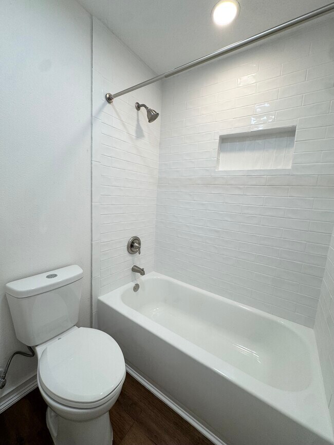 Building Photo - 13508 Fawnwood St