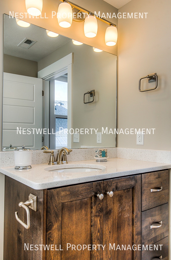 Building Photo - 4701 W Boathouse Cir