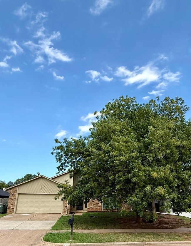 Building Photo - 3 bed, 2 bath Home in Ripple Creek!