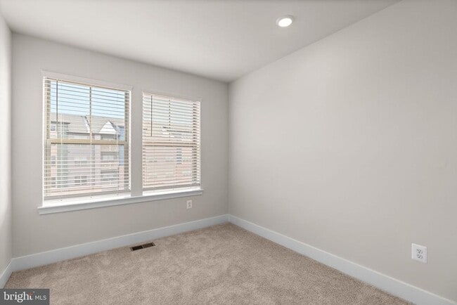 Building Photo - 311 Lentic Ln