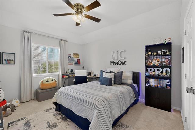 Building Photo - 2701 Scenic Dr