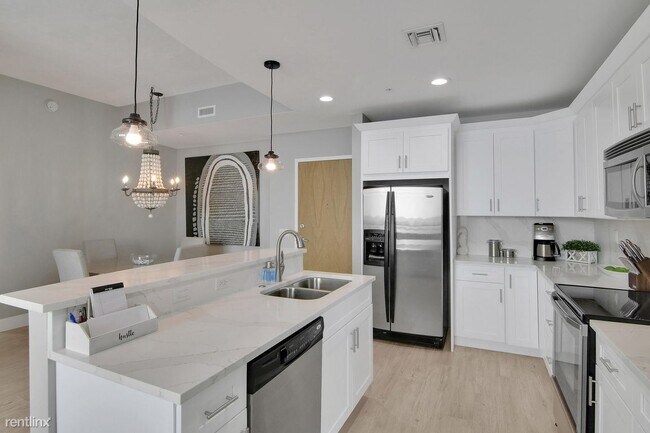 Building Photo - 2 br, 2 bath House - 300 S Australian Ave ...