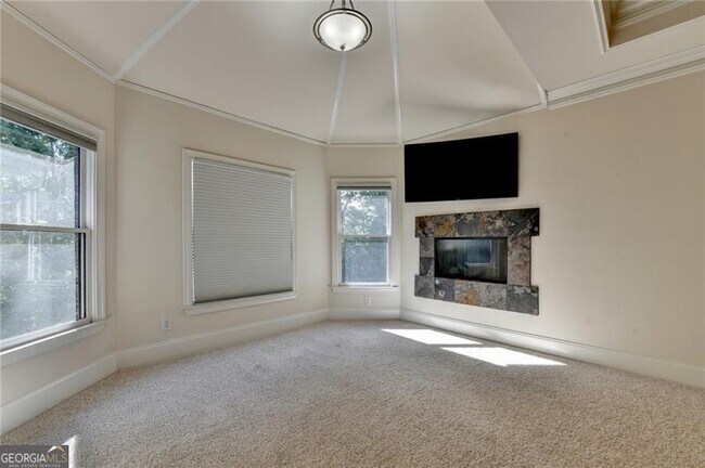 Building Photo - 11037 Estates Cir