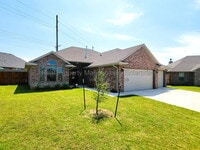 Building Photo - 4500 Oasis Ct