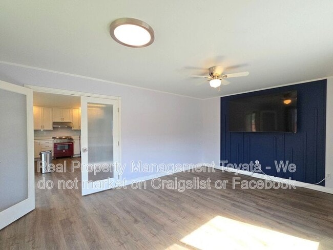 Building Photo - 4814 Starfish Ln