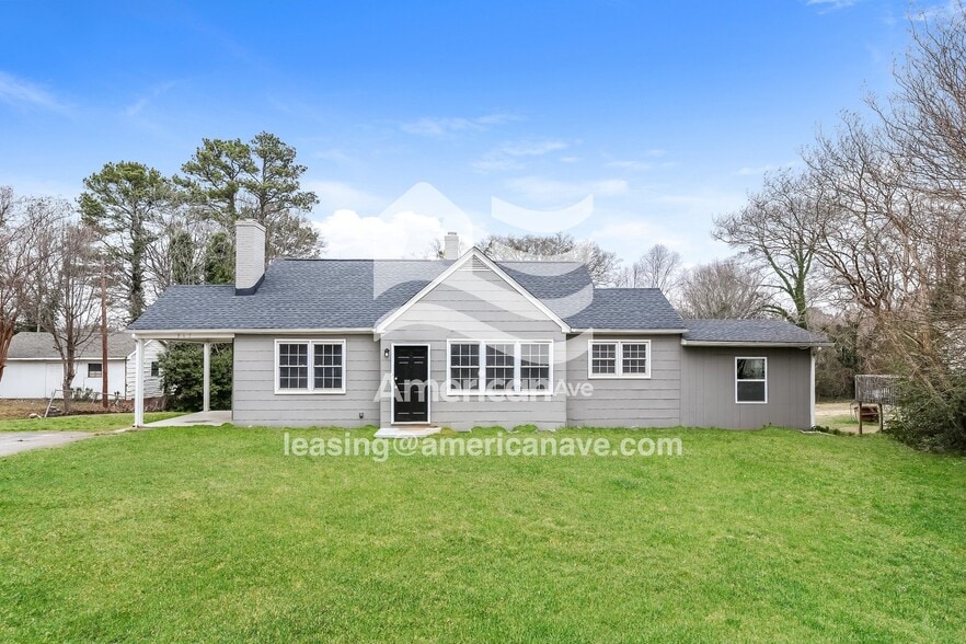 Building Photo - 565 Alamo St