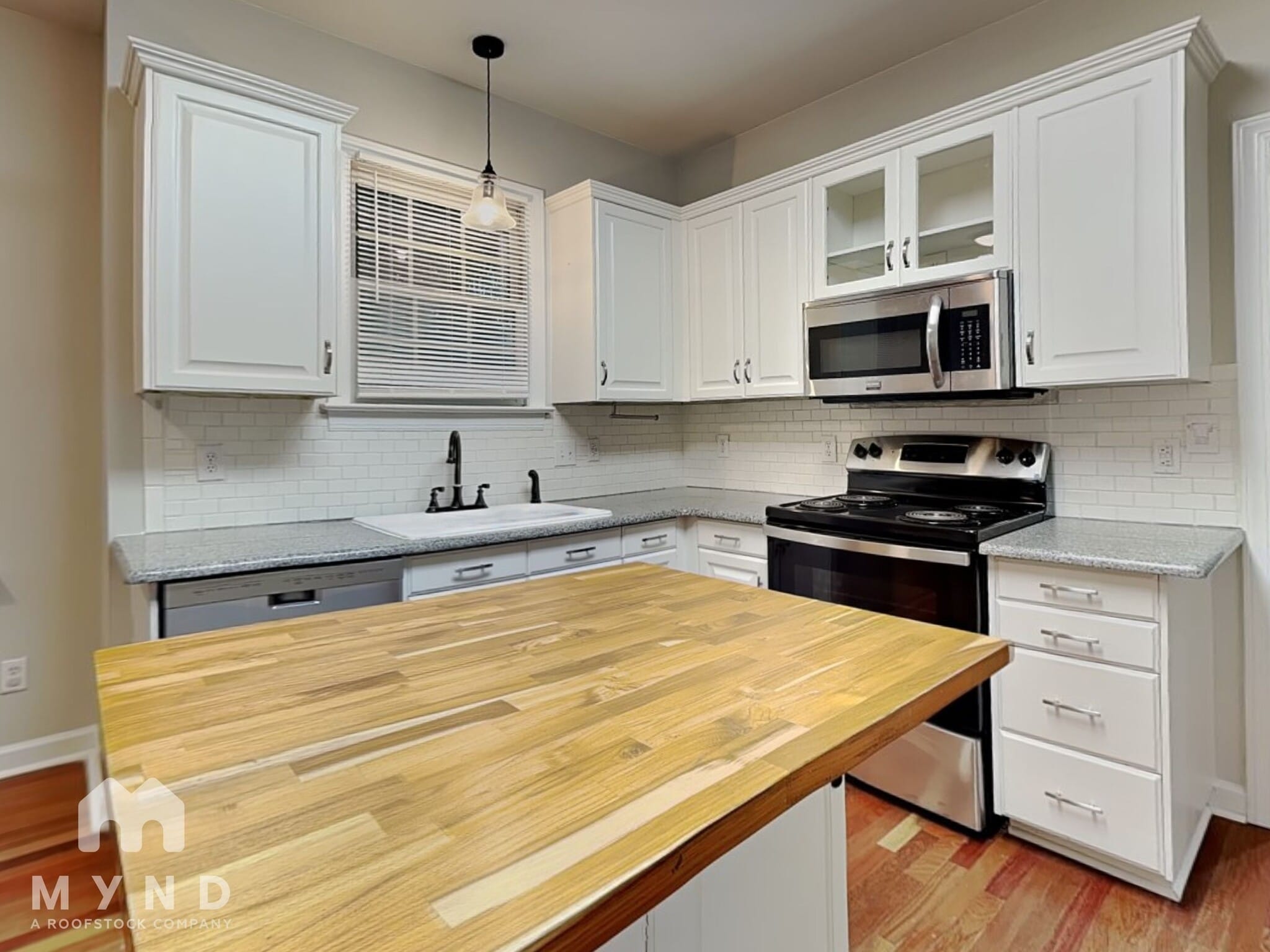 Building Photo - 8528 Yucca Trail