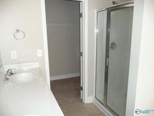 Building Photo - 267 New Bristol Ln