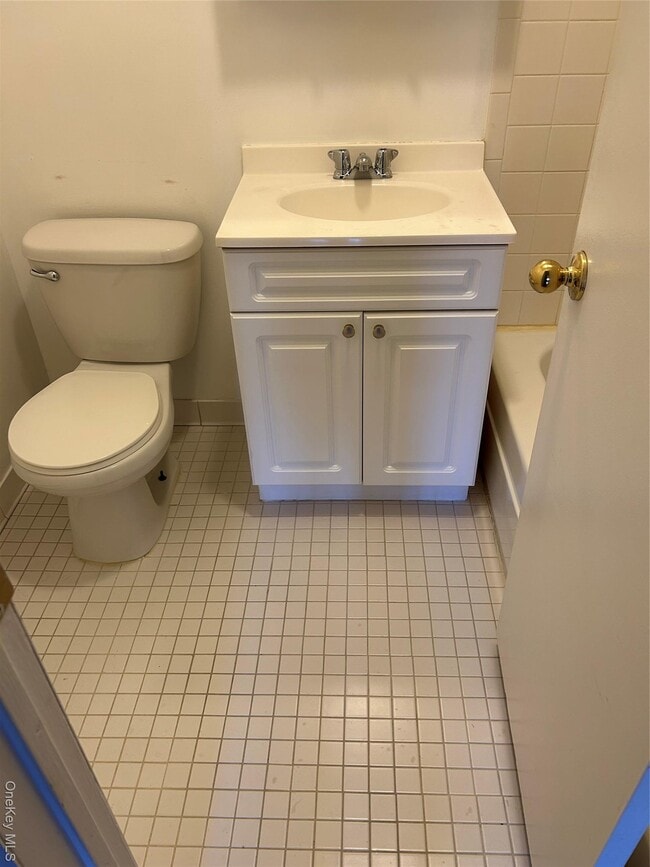 Building Photo - 7 Charles Ln