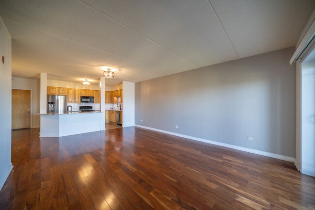 Building Photo - 77 N Wolf Rd