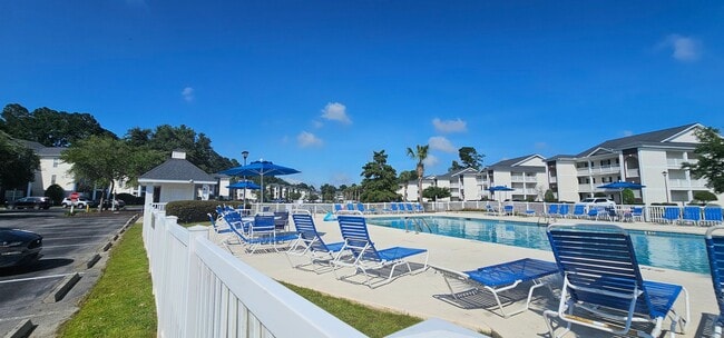 Building Photo - River Oaks Community