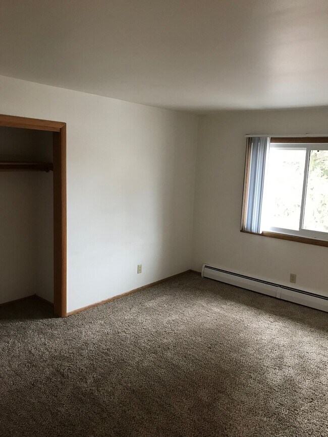 Interior Photo - Stevens