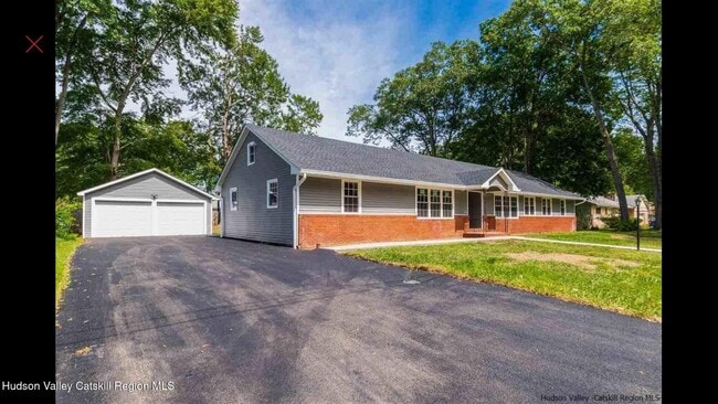 Building Photo - 33 Mary Ave