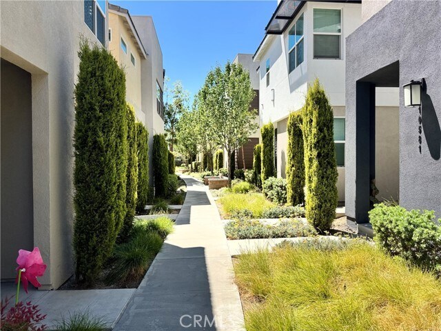 Building Photo - 10577 Cannon Dr