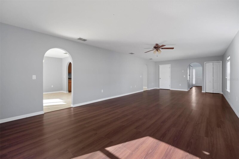 Building Photo - 1303 Alhambra Crest Dr