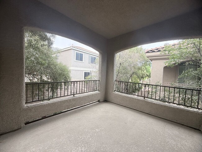 Building Photo - 11904 Amistoso Ln