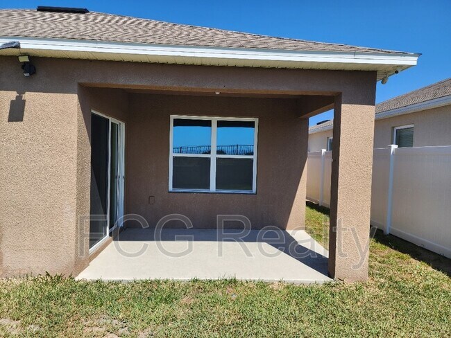 Building Photo - 469 Nova Dr