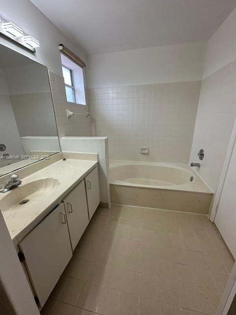 Building Photo - 5582 NW 102nd Pl