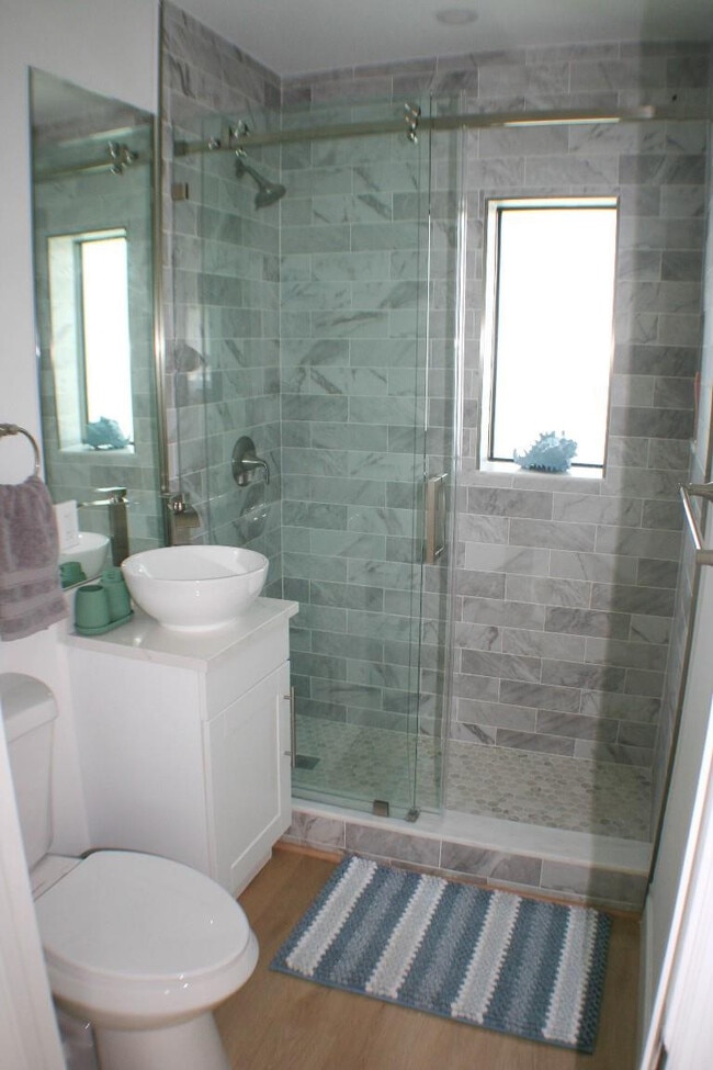 Building Photo - 1901 Northridge Rd