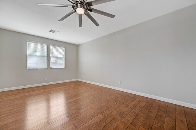 Building Photo - Stunning one story in the NW!