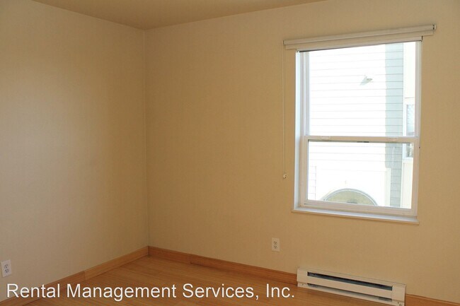 Building Photo - 1 br, 1 bath House - 212 NW Uptown Terrace...
