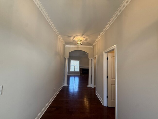 Building Photo - Well Maintained One Level Home in Gardens at Gatewood