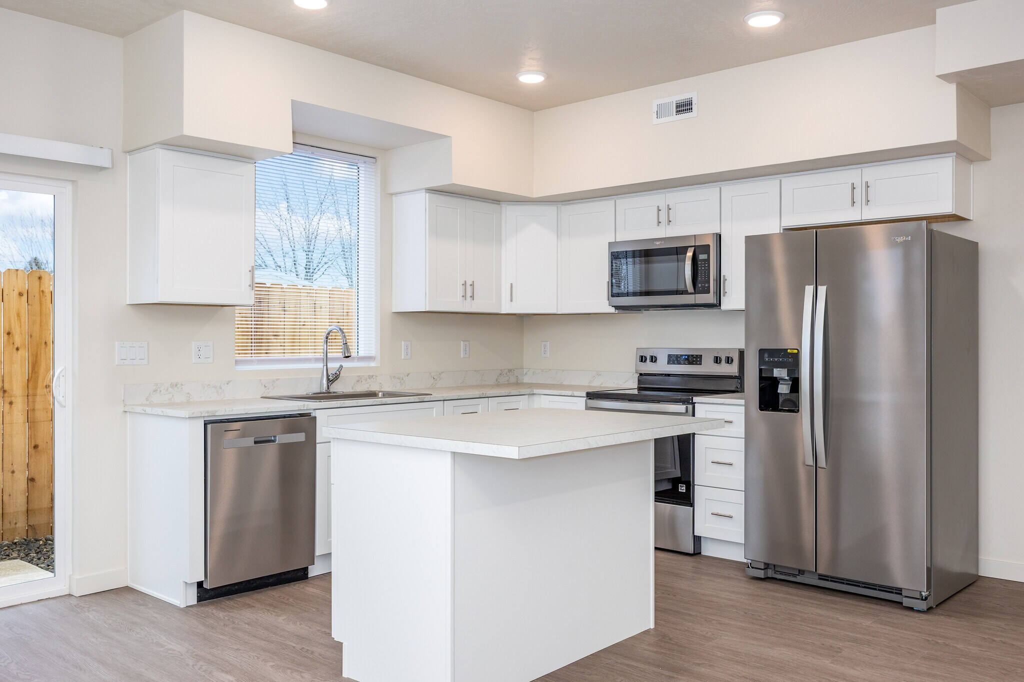 Building Photo - 20 S Volland St