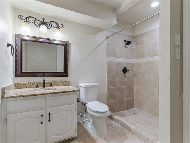 Building Photo - 922 Beverly Ct
