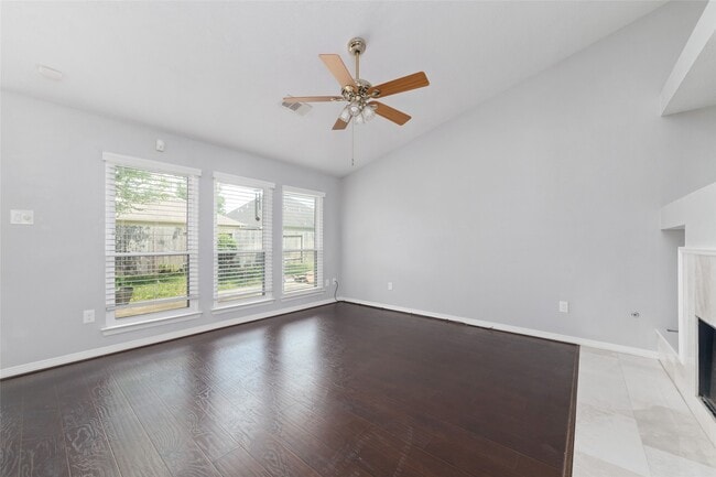 Building Photo - 20822 Whitevine Way