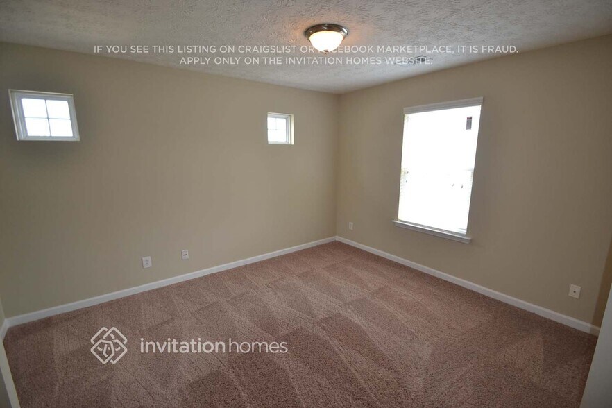 Building Photo - 1062 Alysum Ave SE